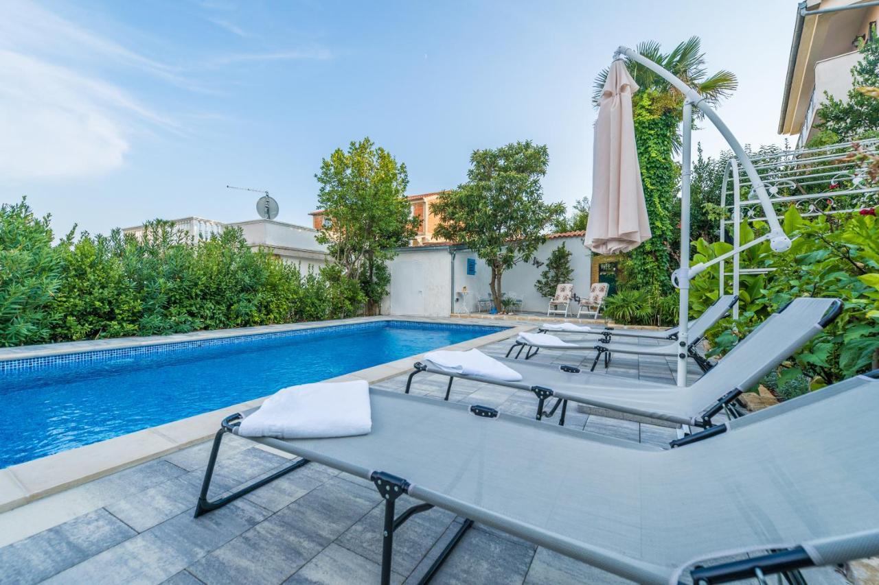 Villa Emilia Vodice Bagian luar foto