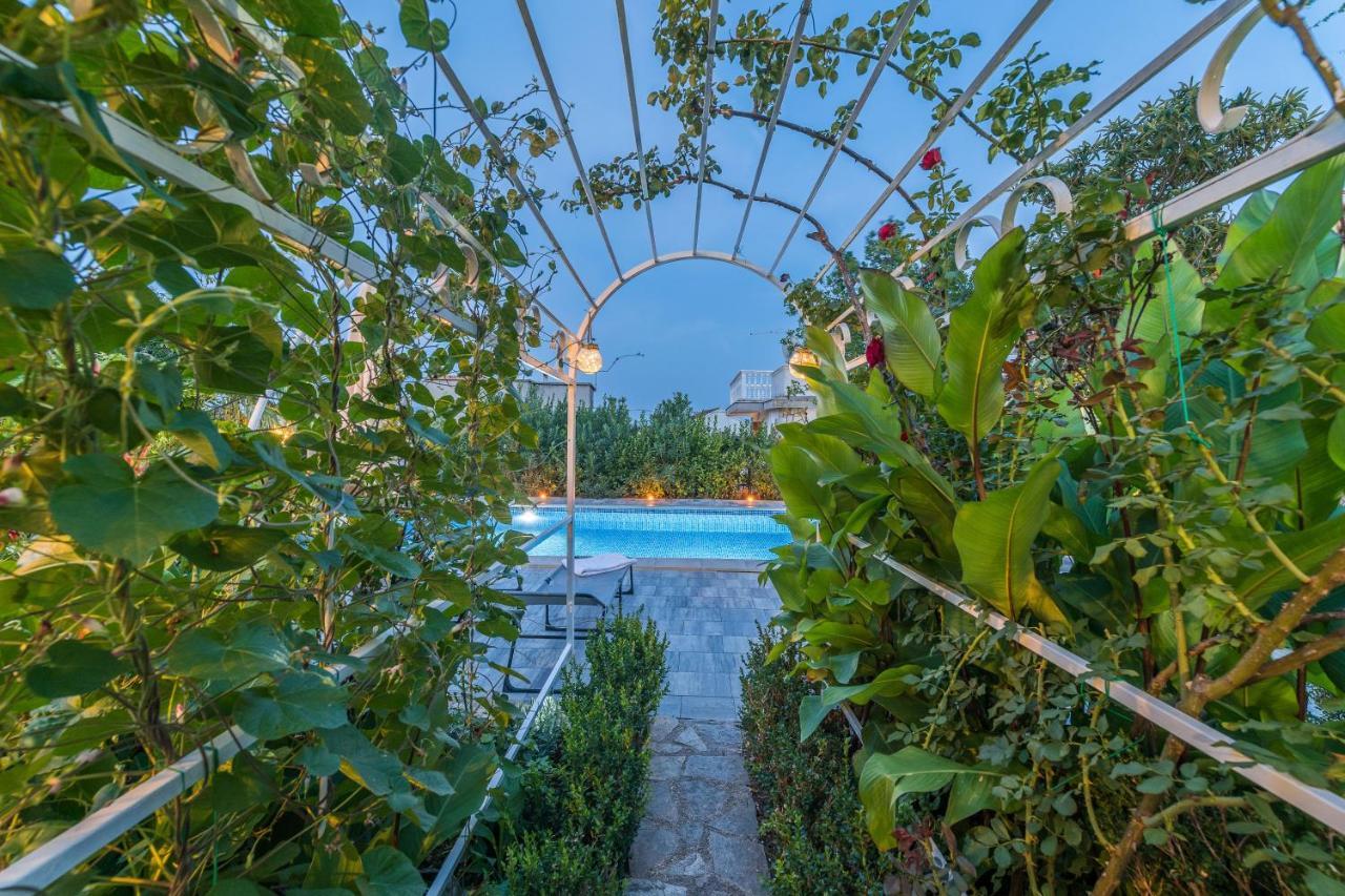 Villa Emilia Vodice Bagian luar foto