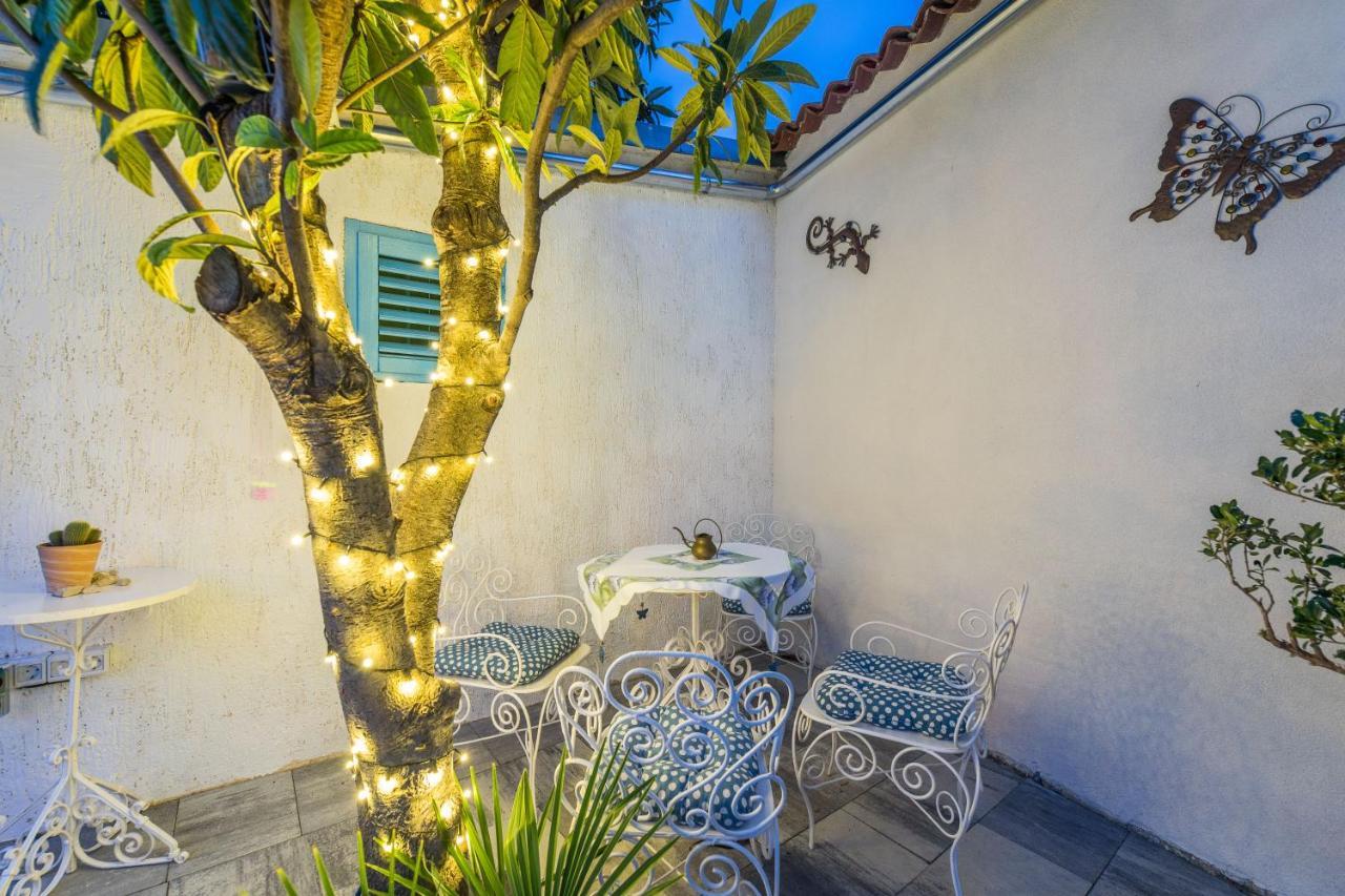 Villa Emilia Vodice Bagian luar foto