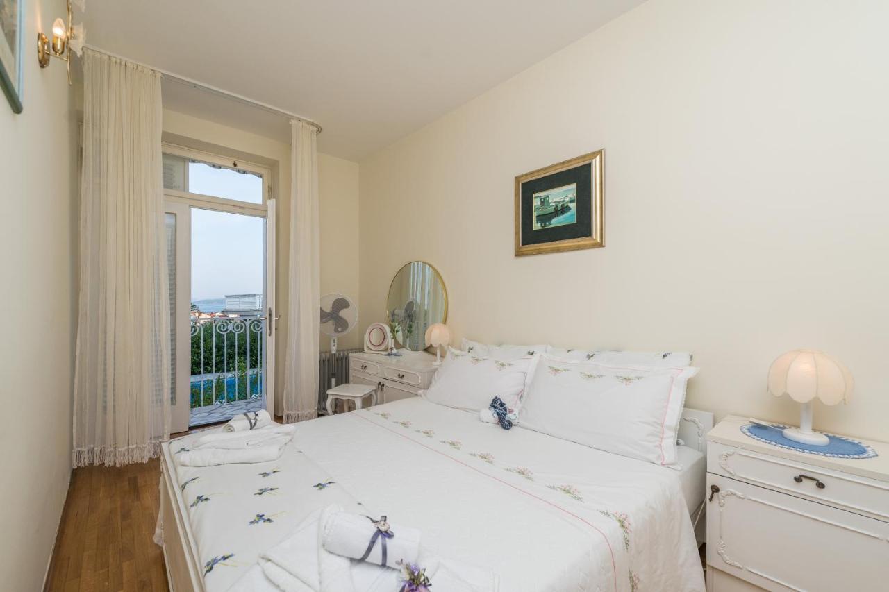 Villa Emilia Vodice Bagian luar foto